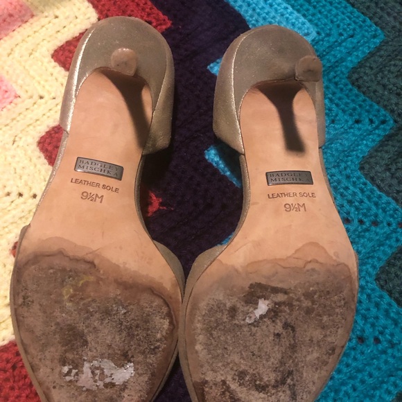 Badgley Mischka Gold leather Heels with jewels detail Size 9.5 - Picture 9 of 11